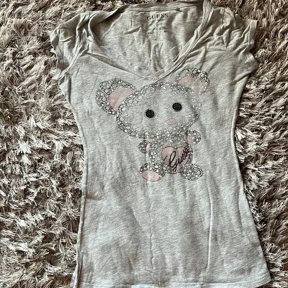 Guess Tee - Picture 1 of 3
